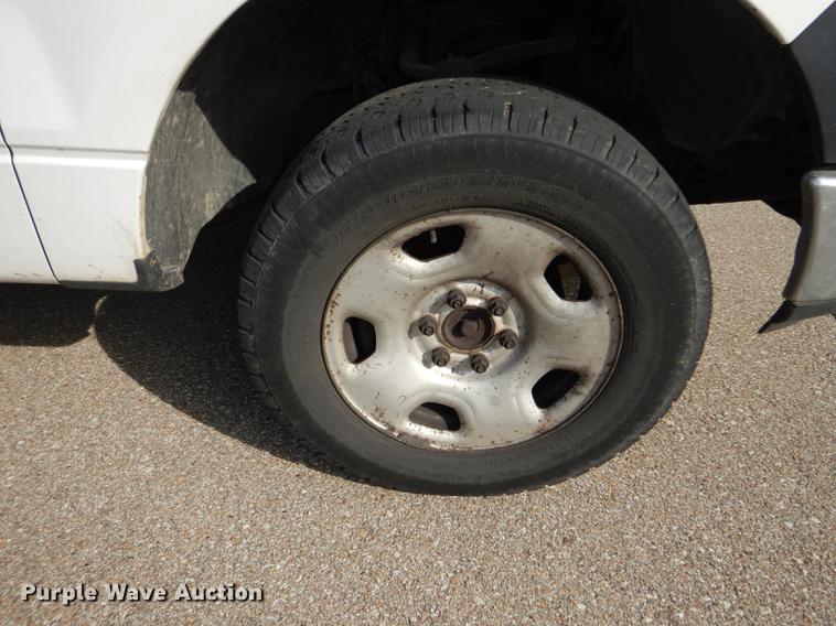 image for item DE1736 2005 Ford F150 SuperCab pickup truck