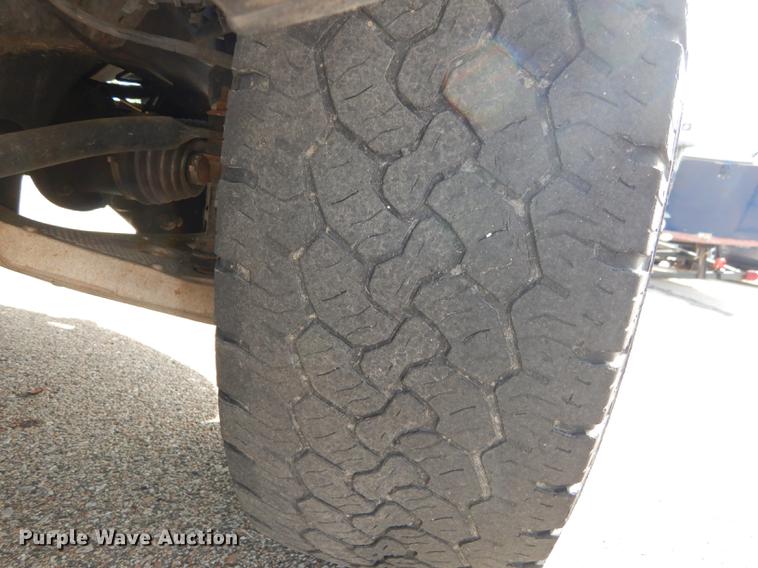 image for item DE1736 2005 Ford F150 SuperCab pickup truck