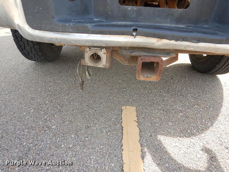 image for item DE1736 2005 Ford F150 SuperCab pickup truck