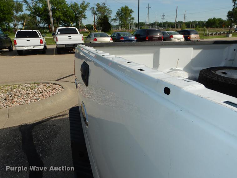 image for item DE1736 2005 Ford F150 SuperCab pickup truck