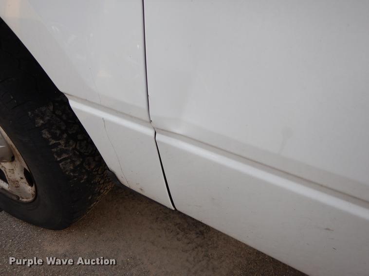 image for item DE1736 2005 Ford F150 SuperCab pickup truck