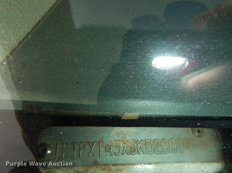 image for item DE1736 2005 Ford F150 SuperCab pickup truck