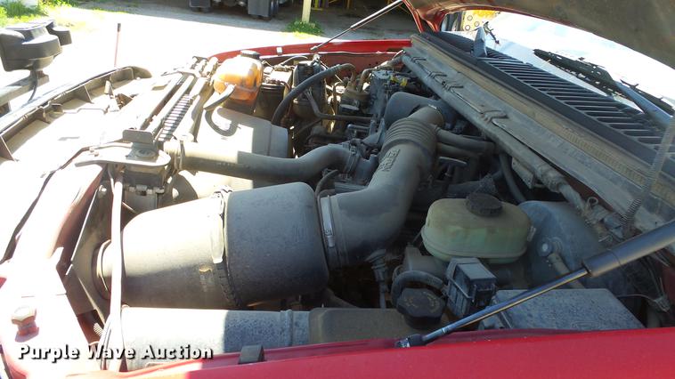 image for item DE2612 1999 Ford F250 Super Duty pickup truck