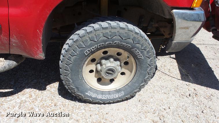 image for item DE2612 1999 Ford F250 Super Duty pickup truck