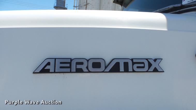 image for item DE2614 1994 Ford LTLA9000 AeroMax 120 semi truck