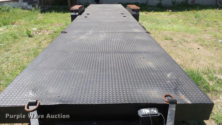 image for item DE2615 1994 Bradtec utility trailer