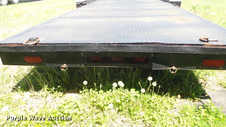 image for item DE2615 1994 Bradtec utility trailer