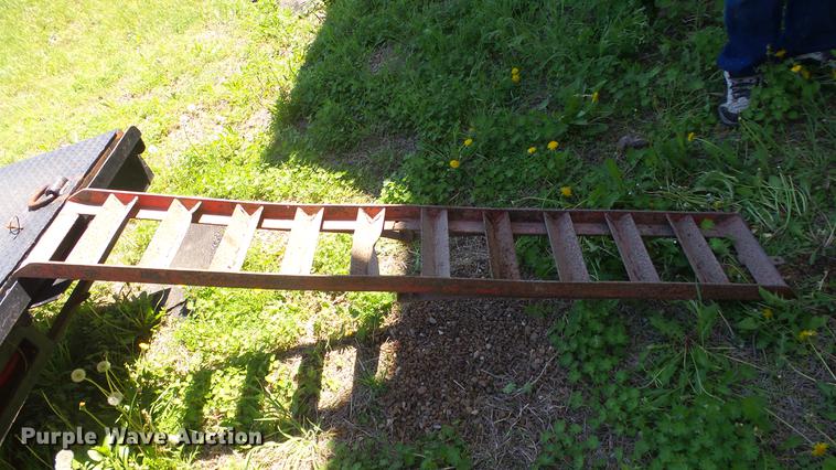 image for item DE2615 1994 Bradtec utility trailer