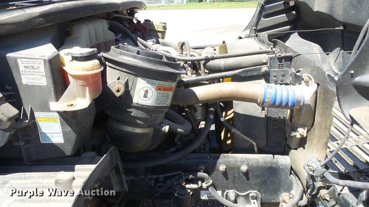 image for item DE2616 2006 Freightliner M2 106 wrecker truck