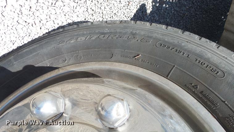 image for item DE2616 2006 Freightliner M2 106 wrecker truck