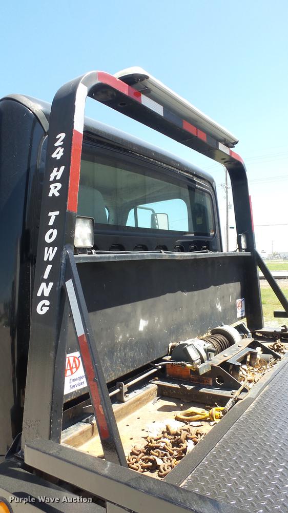 image for item DE2616 2006 Freightliner M2 106 wrecker truck