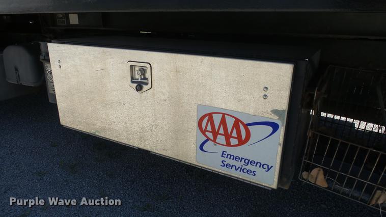 image for item DE2616 2006 Freightliner M2 106 wrecker truck