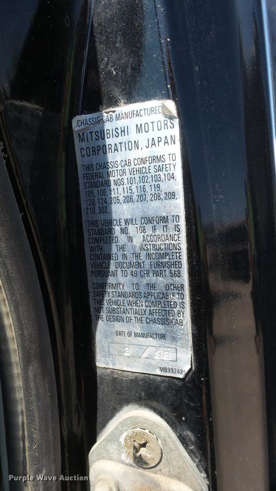 image for item DE2620 1999 Mitsubishi Fuso FH rollback truck