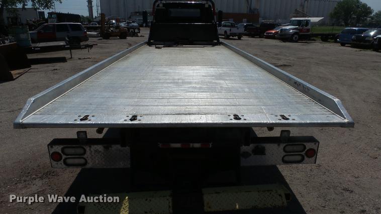 image for item DE2620 1999 Mitsubishi Fuso FH rollback truck