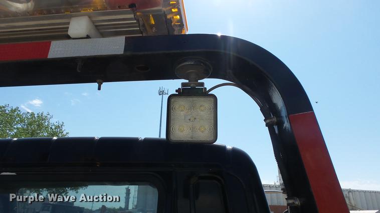 image for item DE2620 1999 Mitsubishi Fuso FH rollback truck