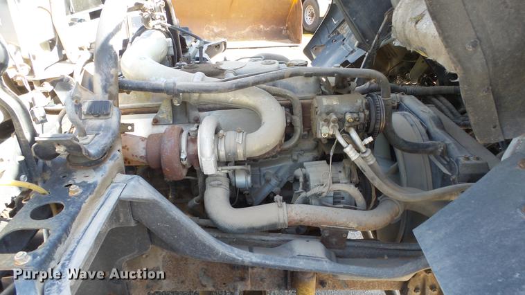 image for item DE2620 1999 Mitsubishi Fuso FH rollback truck