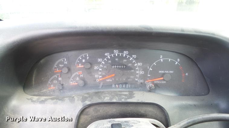 image for item DE2627 2004 Ford F650 Super Duty rollback truck