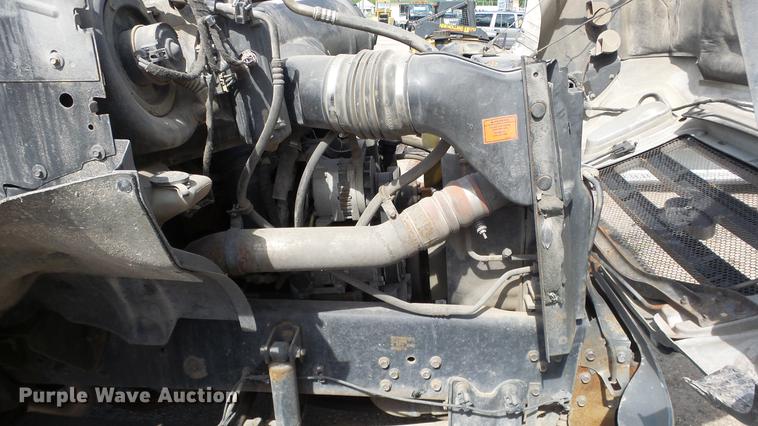 image for item DE2627 2004 Ford F650 Super Duty rollback truck