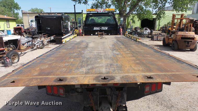 image for item DE2627 2004 Ford F650 Super Duty rollback truck
