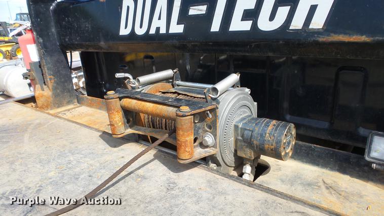 image for item DE2627 2004 Ford F650 Super Duty rollback truck