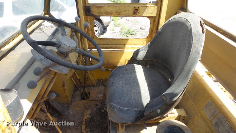 image for item DE2629 Michigan 55GM wheel loader