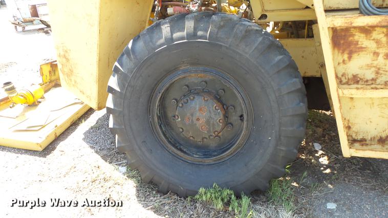 image for item DE2629 Michigan 55GM wheel loader