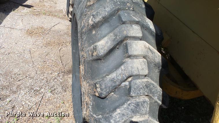 image for item DE2629 Michigan 55GM wheel loader