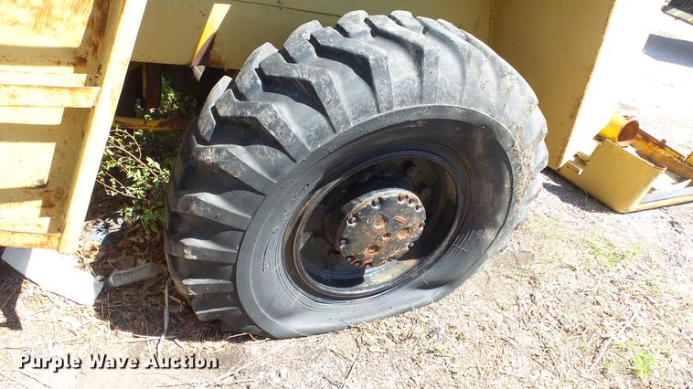 image for item DE2629 Michigan 55GM wheel loader