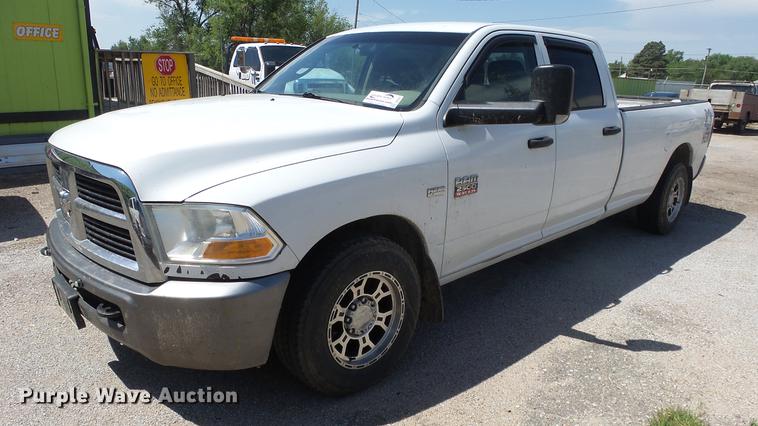 image for item DE2631 2011 Dodge Ram 2500 Quad Cab pickup truck