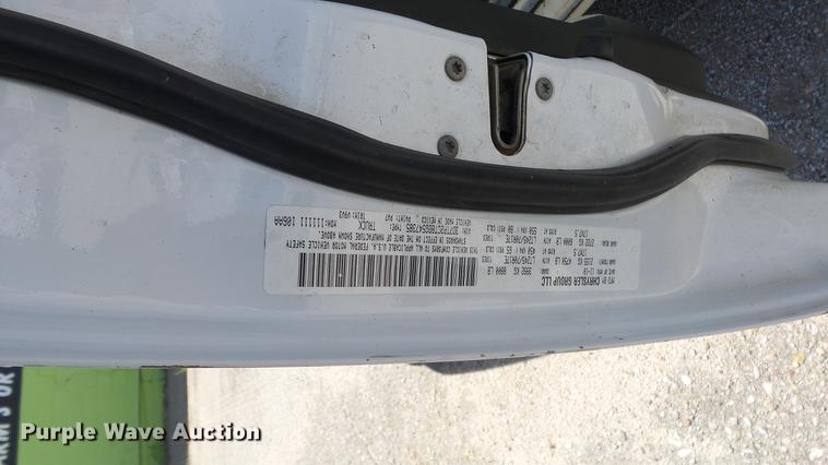 image for item DE2631 2011 Dodge Ram 2500 Quad Cab pickup truck