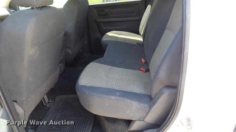 image for item DE2631 2011 Dodge Ram 2500 Quad Cab pickup truck