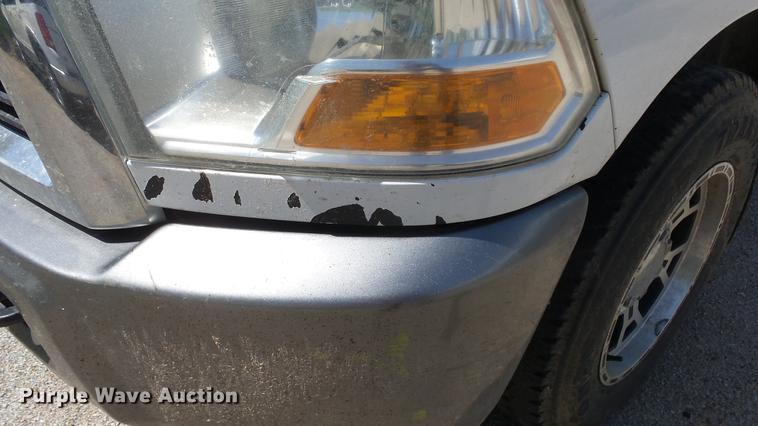 image for item DE2631 2011 Dodge Ram 2500 Quad Cab pickup truck