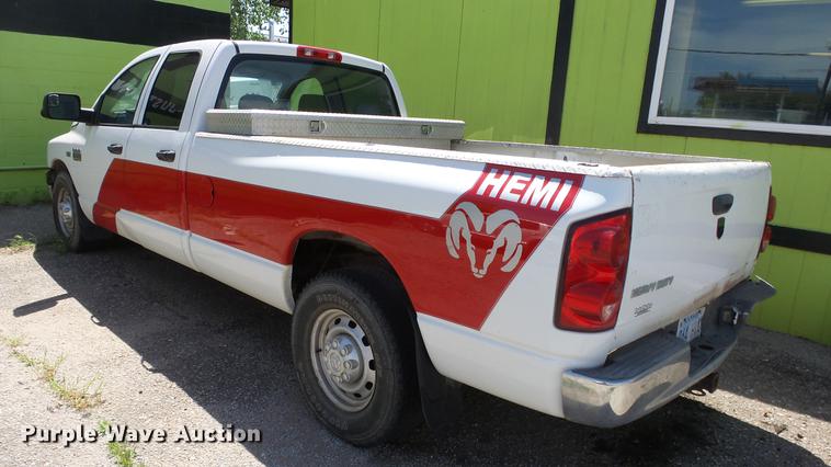 image for item DE2632 2007 Dodge Ram 2500 Quad Cab pickup truck