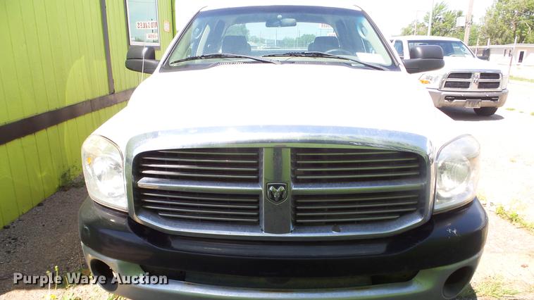image for item DE2632 2007 Dodge Ram 2500 Quad Cab pickup truck