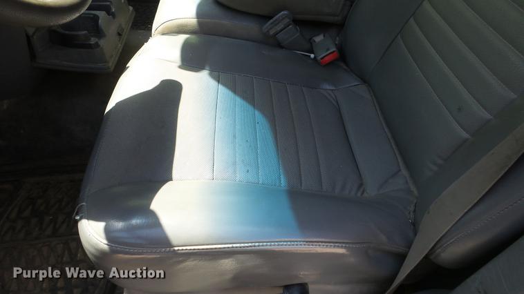 image for item DE2632 2007 Dodge Ram 2500 Quad Cab pickup truck