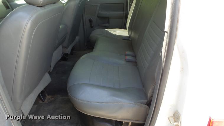 image for item DE2632 2007 Dodge Ram 2500 Quad Cab pickup truck