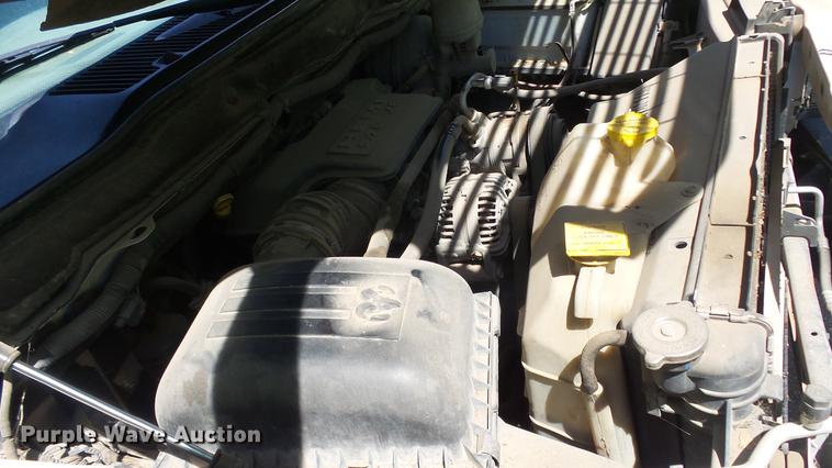 image for item DE2632 2007 Dodge Ram 2500 Quad Cab pickup truck