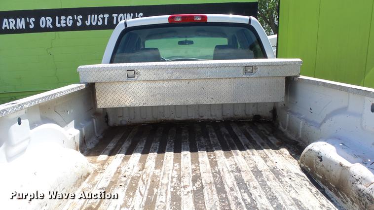 image for item DE2632 2007 Dodge Ram 2500 Quad Cab pickup truck