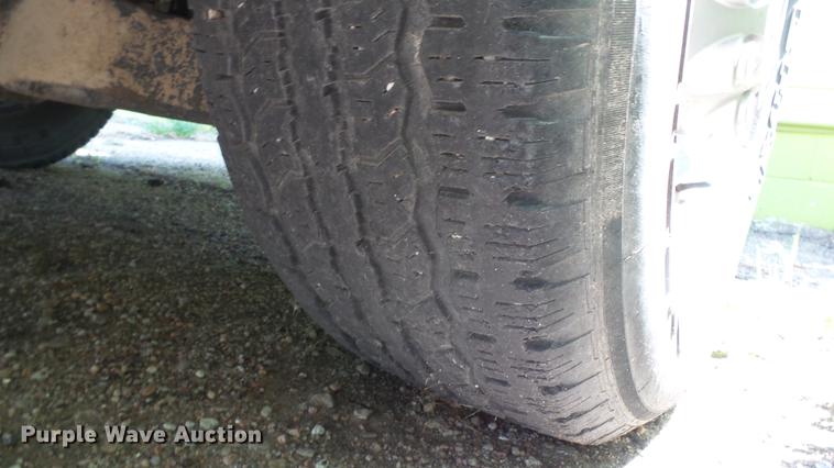 image for item DE2632 2007 Dodge Ram 2500 Quad Cab pickup truck