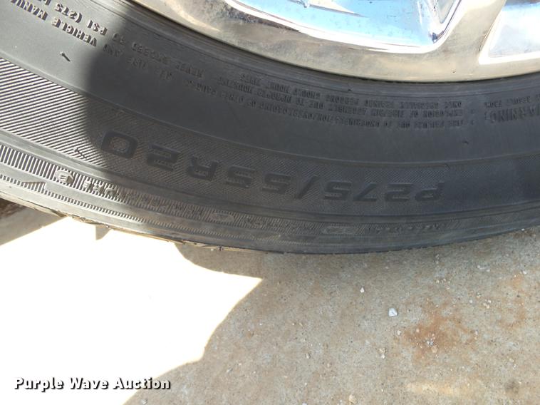 image for item DE3652 2014 GMC Sierra 1500 SLT Crew Cab pickup truck