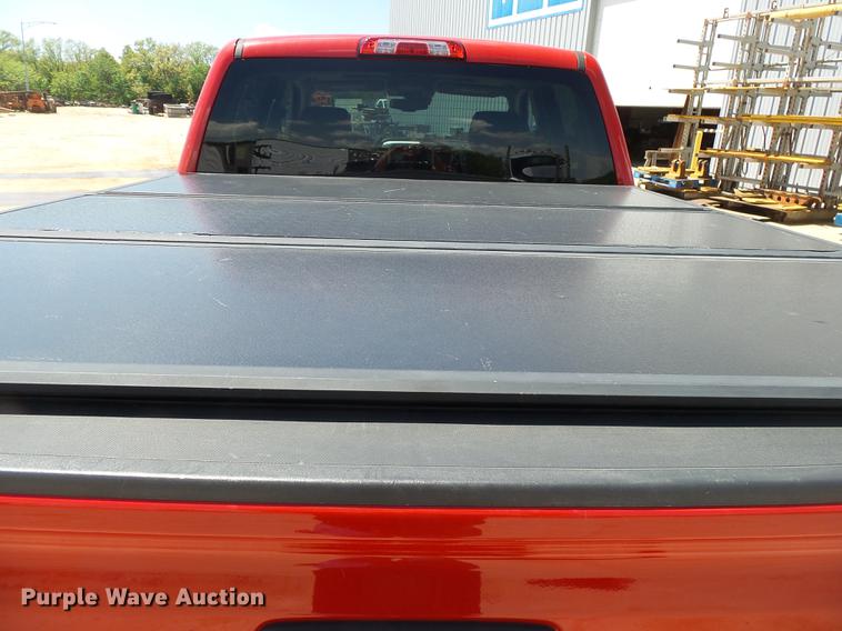 image for item DE3652 2014 GMC Sierra 1500 SLT Crew Cab pickup truck