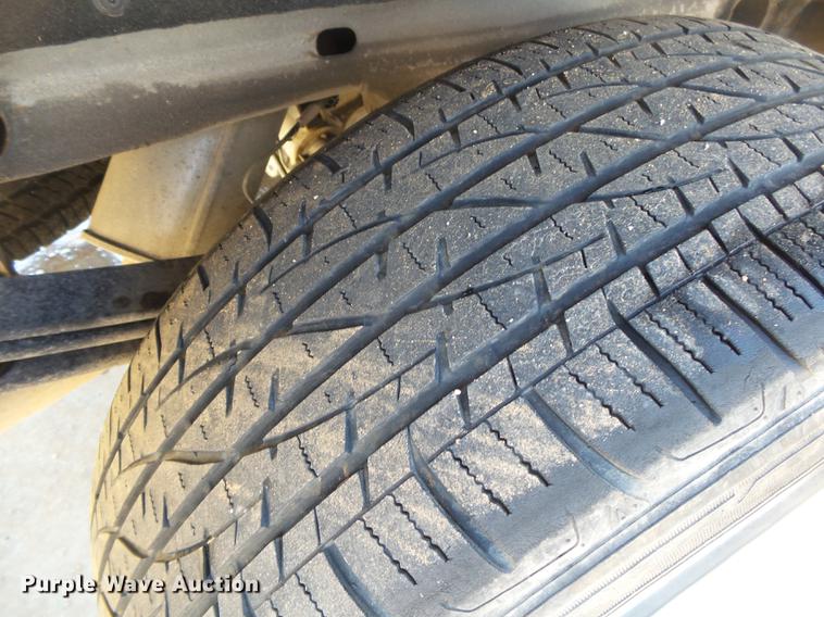 image for item DE3652 2014 GMC Sierra 1500 SLT Crew Cab pickup truck