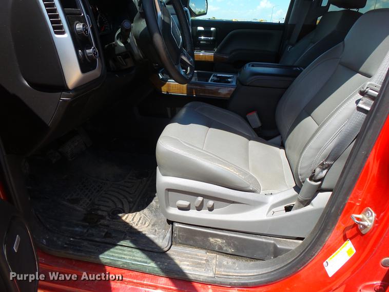 image for item DE3652 2014 GMC Sierra 1500 SLT Crew Cab pickup truck