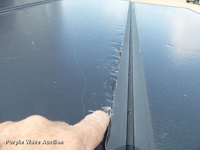 image for item DE3652 2014 GMC Sierra 1500 SLT Crew Cab pickup truck