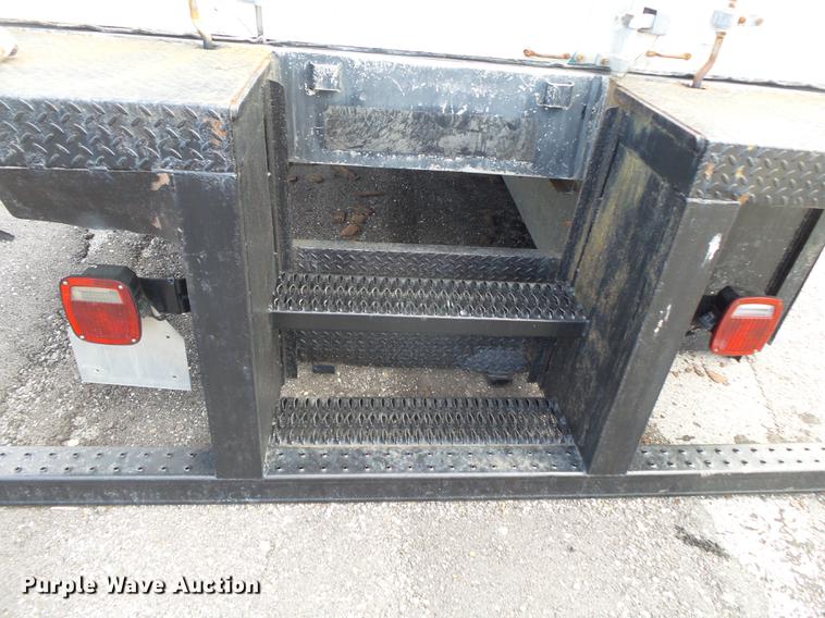 image for item DE3657 Kidron refrigerated box bed