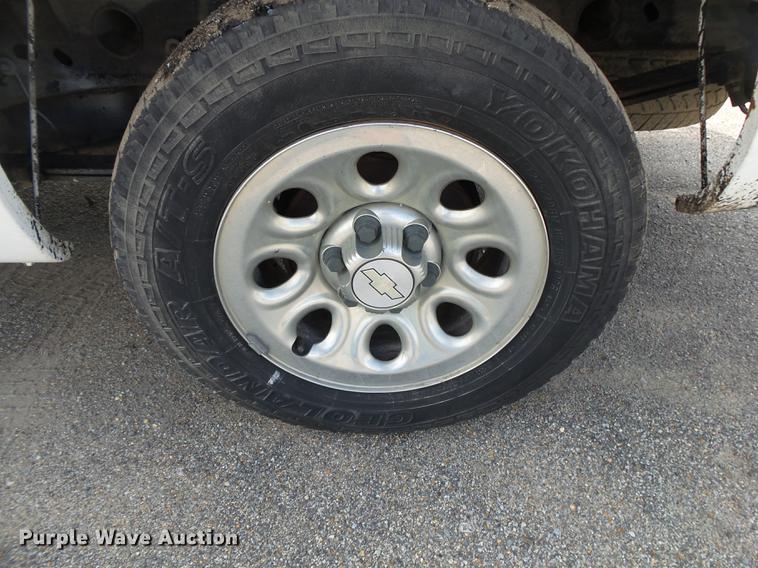 image for item DE3658 2006 Chevrolet Silverado 1500 Ext. Cab pickup truck
