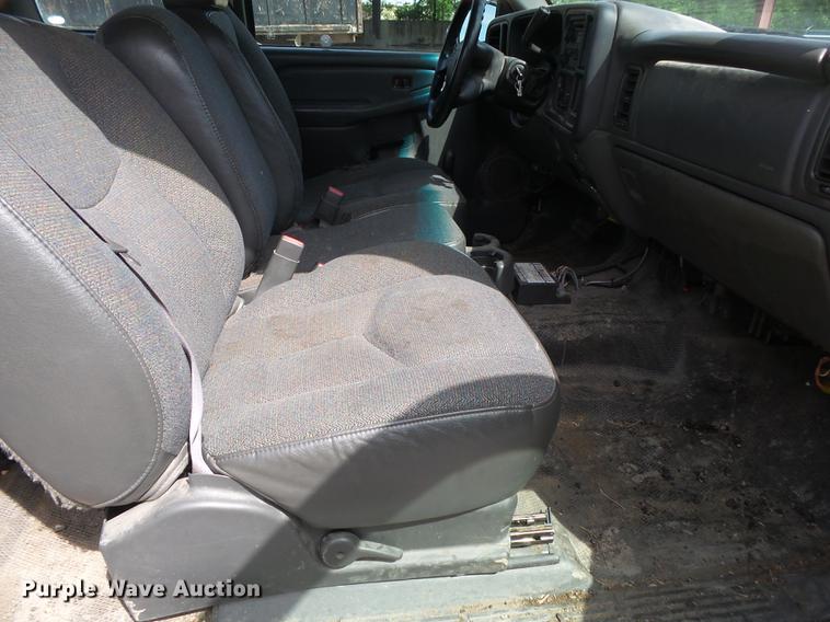 image for item DE3658 2006 Chevrolet Silverado 1500 Ext. Cab pickup truck