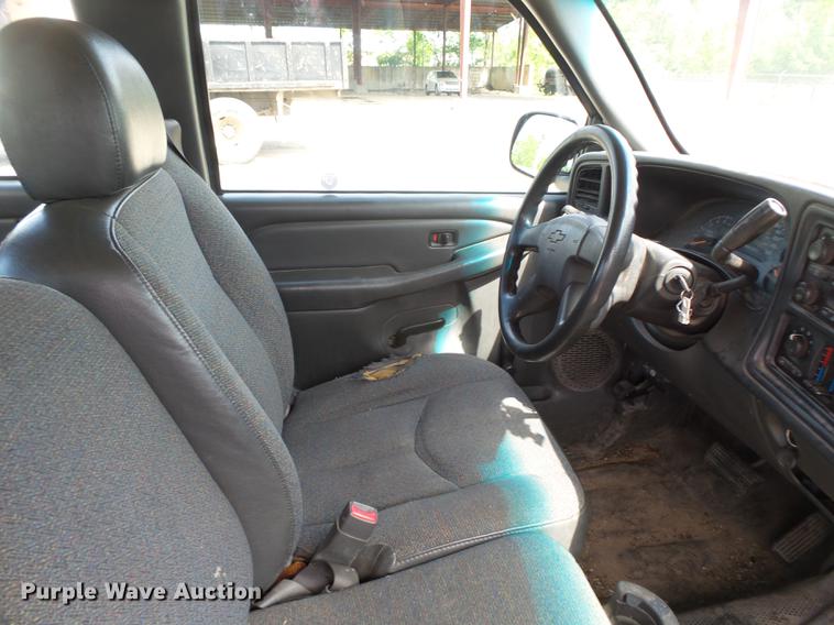 image for item DE3658 2006 Chevrolet Silverado 1500 Ext. Cab pickup truck