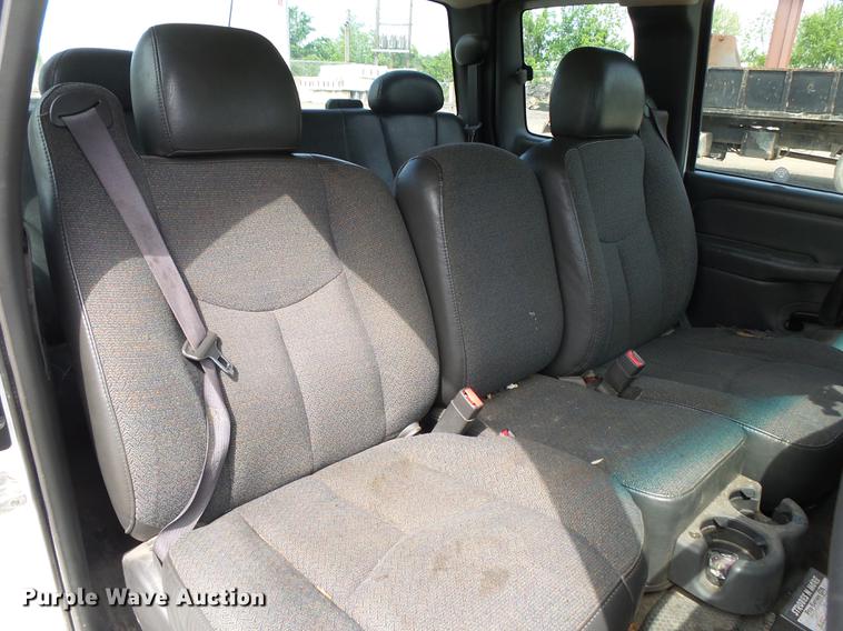 image for item DE3658 2006 Chevrolet Silverado 1500 Ext. Cab pickup truck