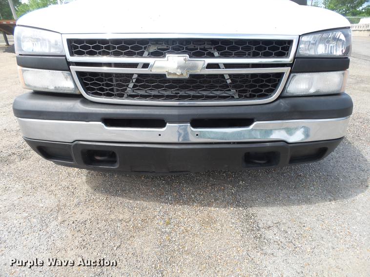image for item DE3658 2006 Chevrolet Silverado 1500 Ext. Cab pickup truck